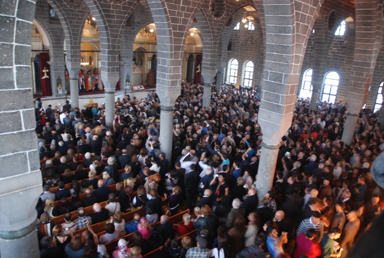 Ես հայ եմ, թէ չէ՞